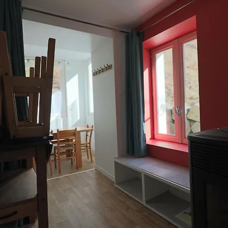 Apartment La Maison Du Poete